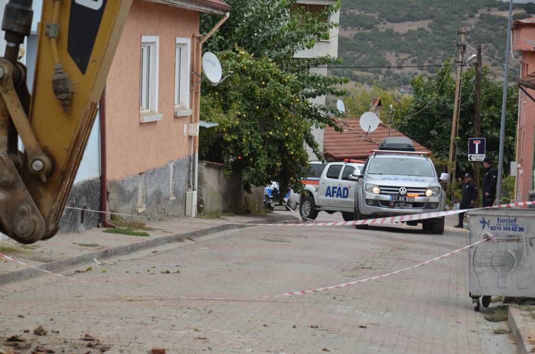 Bilecik’te Deprem Tatbikatı: Gerçeği Aratmayan Senaryo! 12