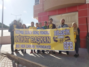 TARAFTARLARDAN PANKARTLI 'GEÇMİŞ OLSUN' ZİYARETİ