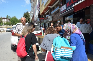 ERFA'DAN AŞURE İKRAMI