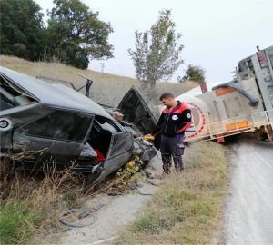 OTOMOBİL HURDAYA DÖNDÜ