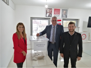 CHP’DE KONGRE TAKVİMİ İŞLİYOR