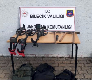 Bilecik'te defineciler suçüstü yakalandı