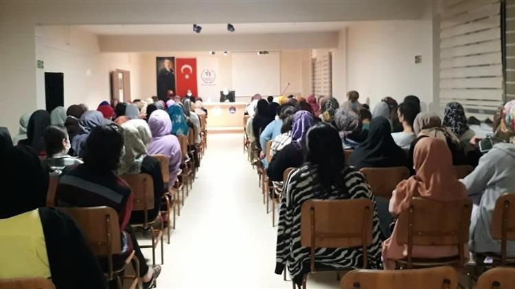 Bilecik İl Müftülüğü KYK öğrencileriyle bir araya geldi