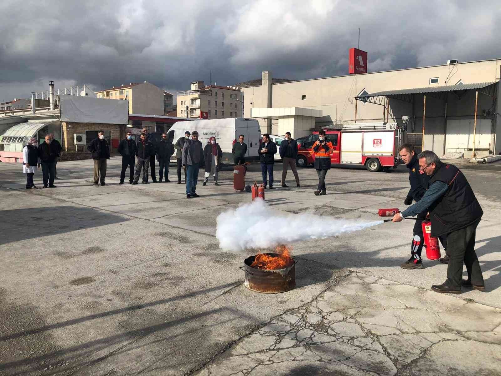 İtfaiyeden acil durumlara hazırlık tatbikatları