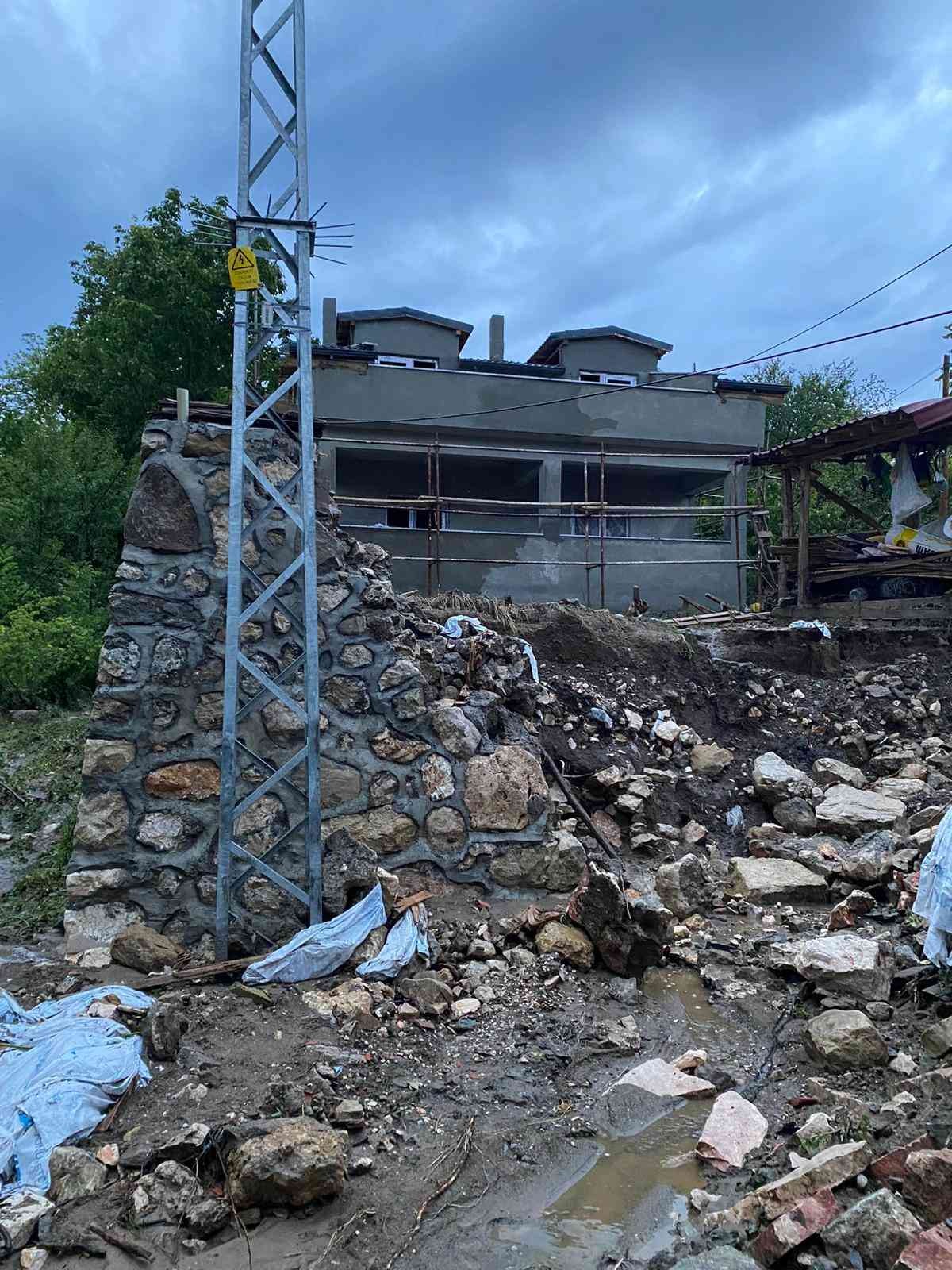 Bilecik’te sel sularına kapılan 70 yaşındaki kadın hayatını kaybetti