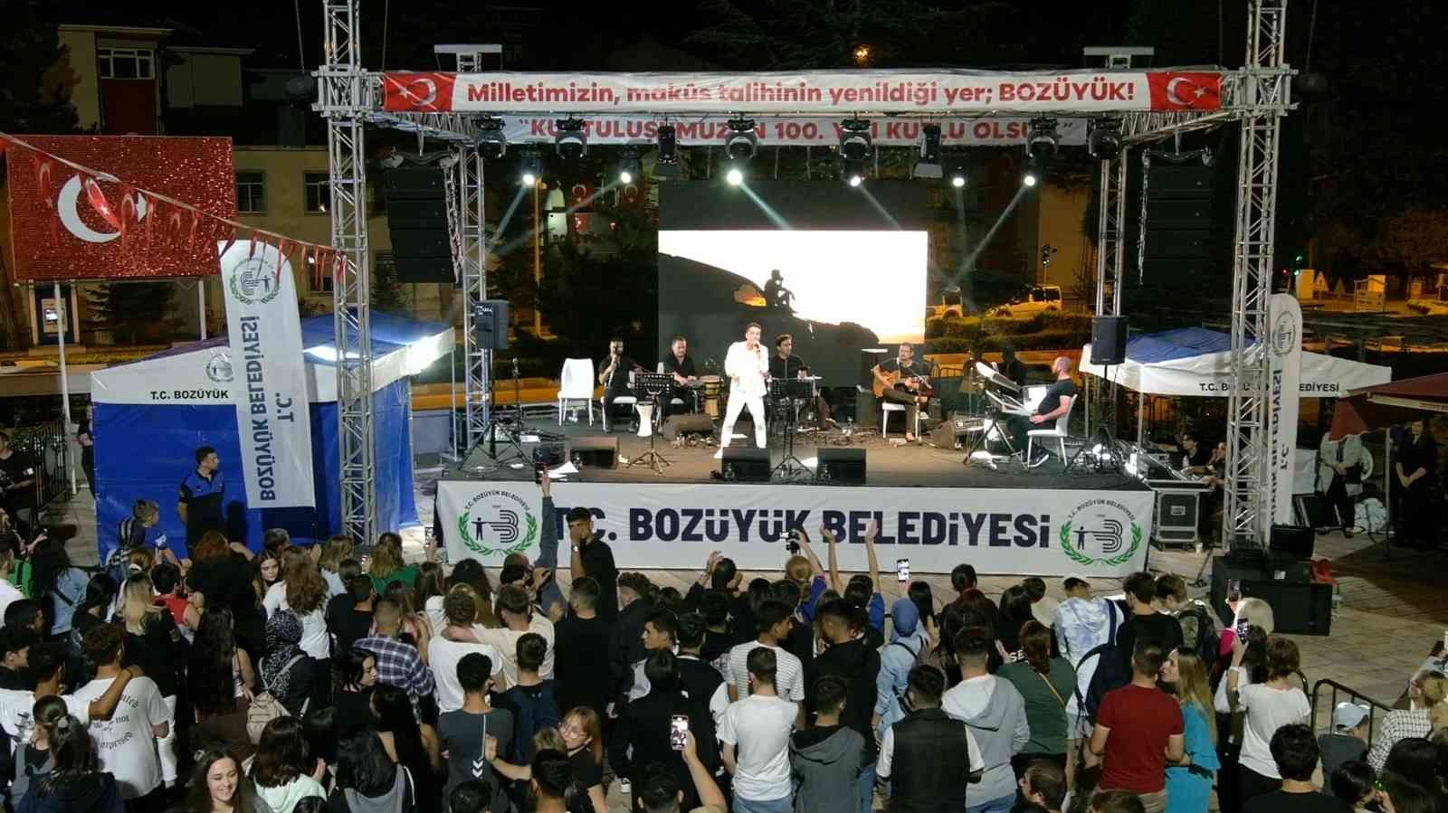 Bozüyük’te Kurtuluş Konserleri devam ediyor