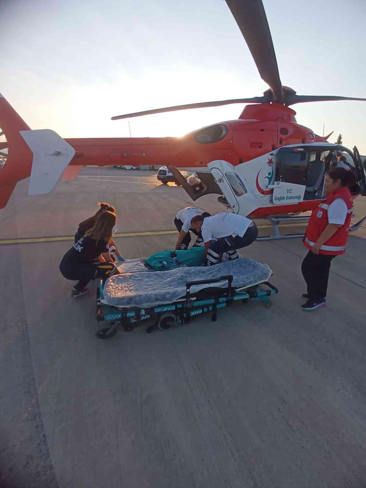 Yanık tedavisi gören çocuk ambulans helikopterle Bursa’ya sevk edildi