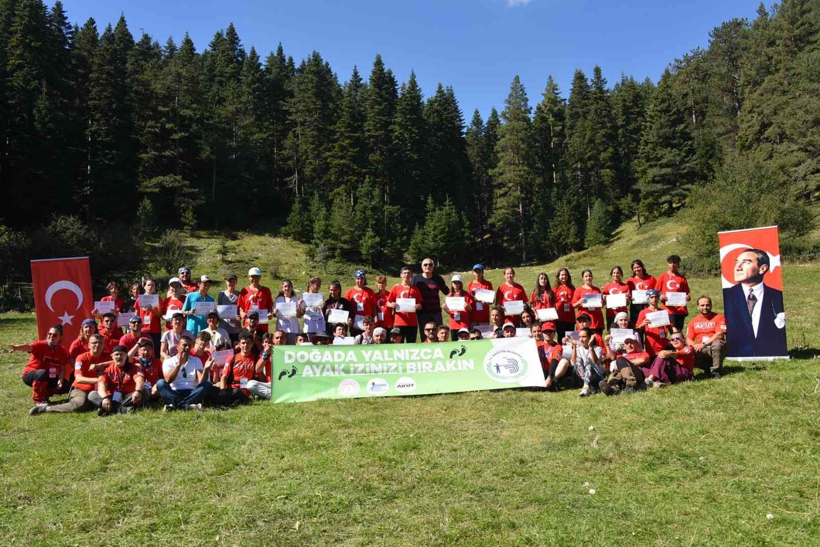 Bozüyük’te kurulan ’Doğada Yaşam Kampı’ unutulmaz anılarla sona erdi