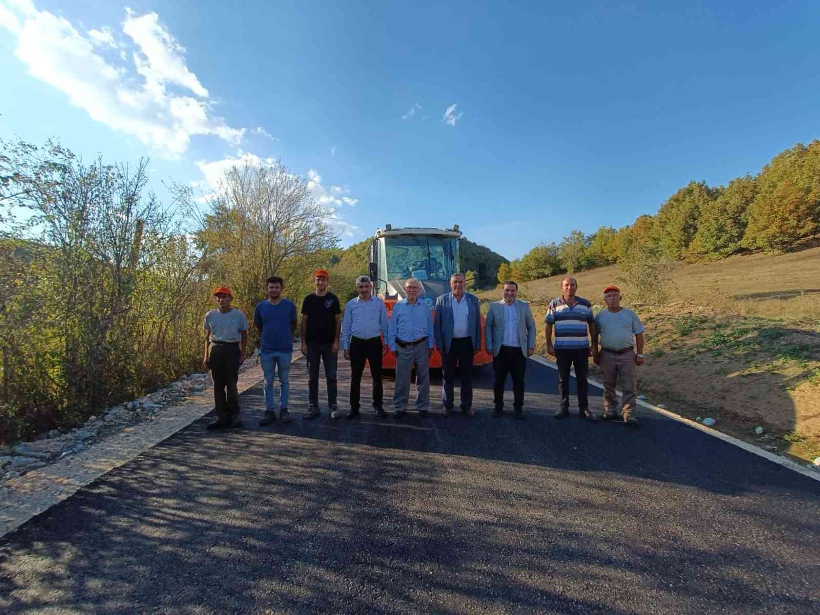 Kaymakam Altay, yol çalışmasını inceledi