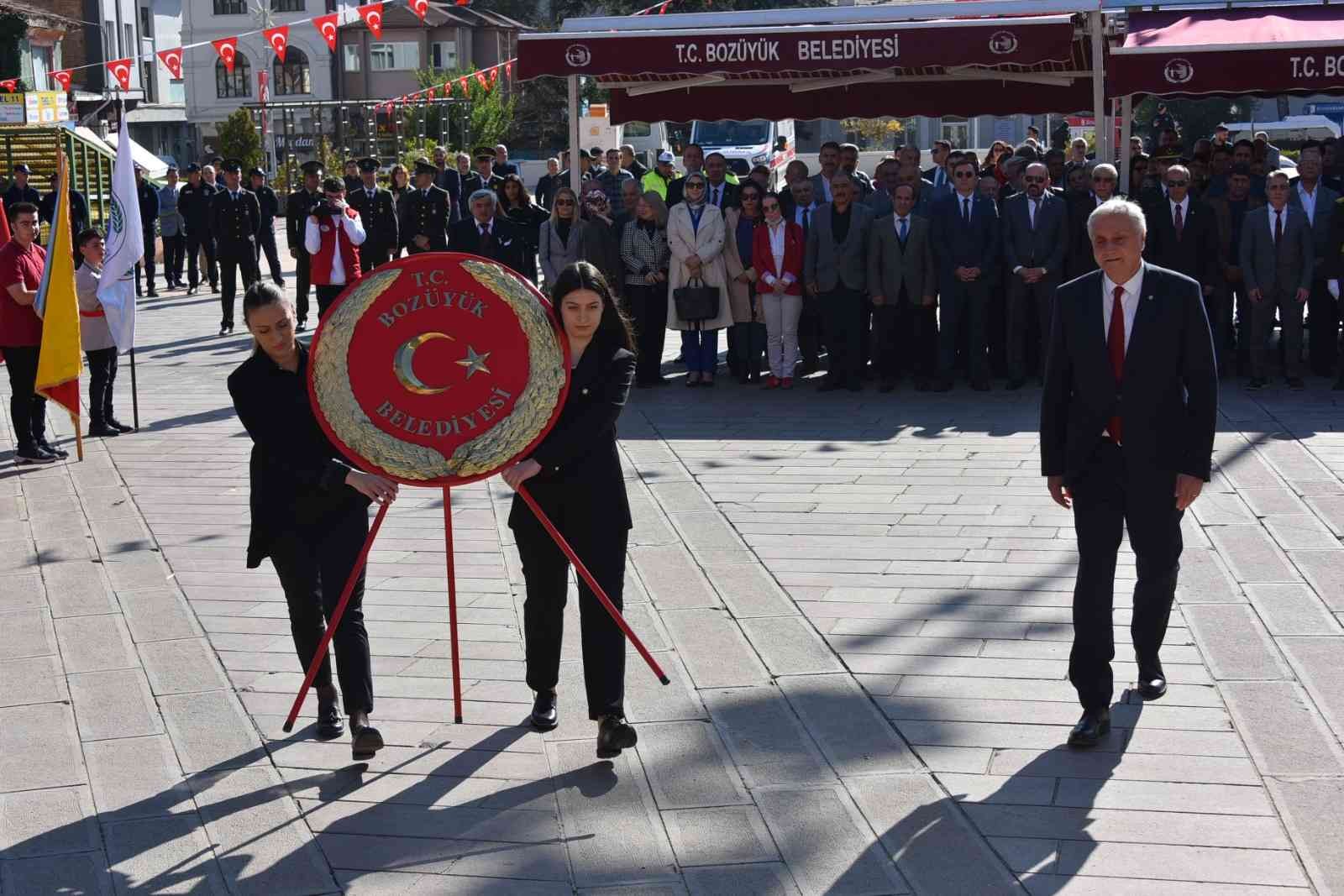 Cumhuriyet’in 99. yıldönümü Bozüyük’te çeşitli etkinliklerle kutlanıyor