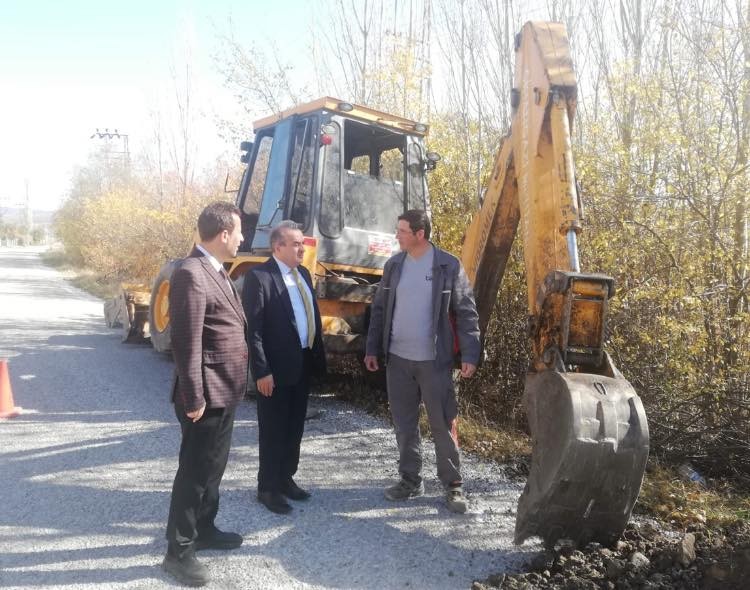 Bozüyük’te içme suyu şebeke yapım çalışmaları sürüyor