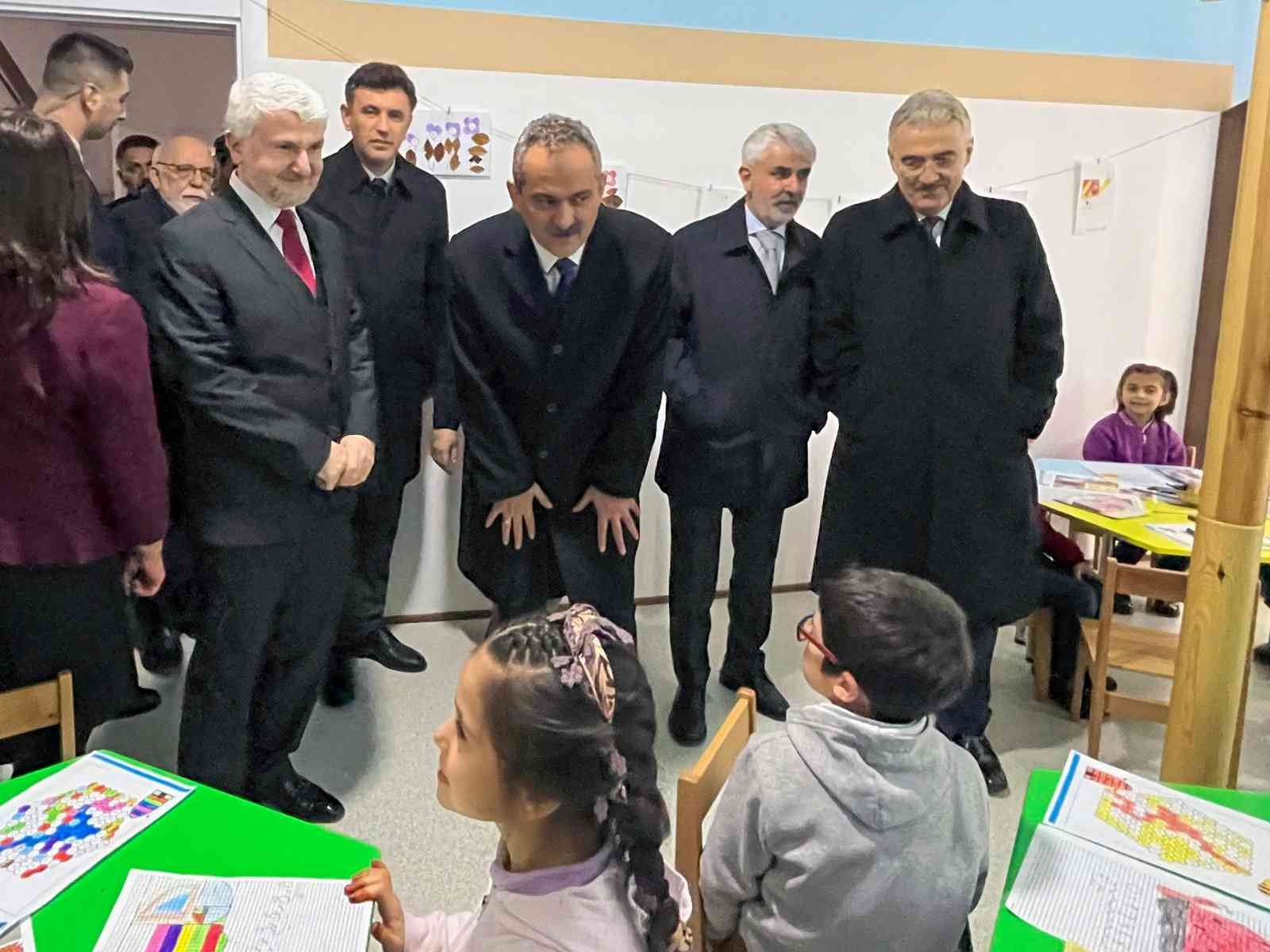 TEI’nin Matematik Laboratuvarı Bakan Özer’in katılımıyla açıldı