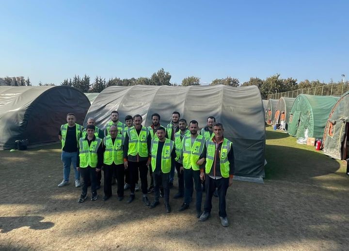 Yeni ekip deprem bölgesinde nöbeti devraldı