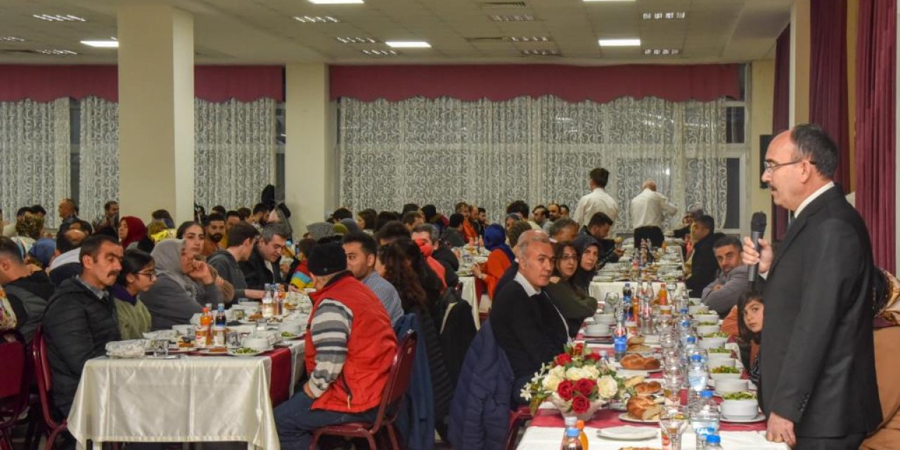 BŞEÜ ailesi iftarda buluştu