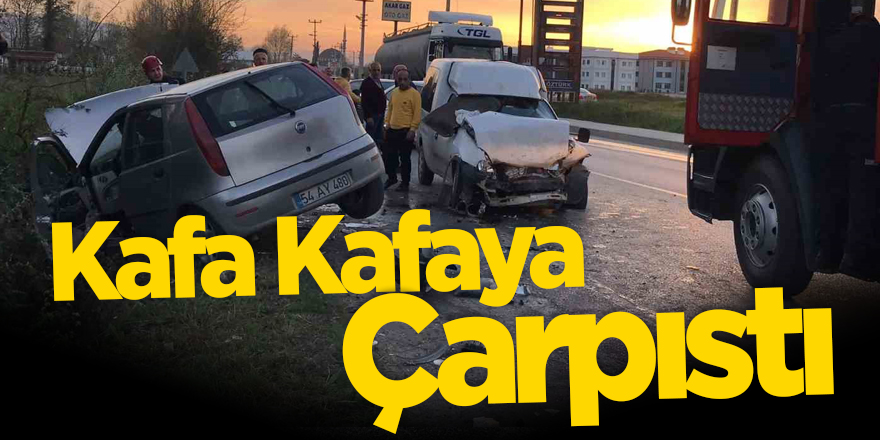 Kafa kafaya çarpıştı: 6 yaralı