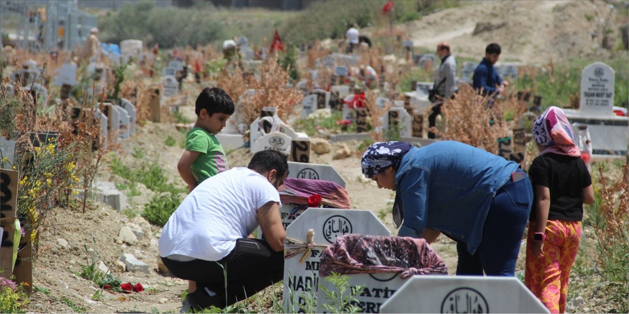 Hatay'da en acı Anneler Günü