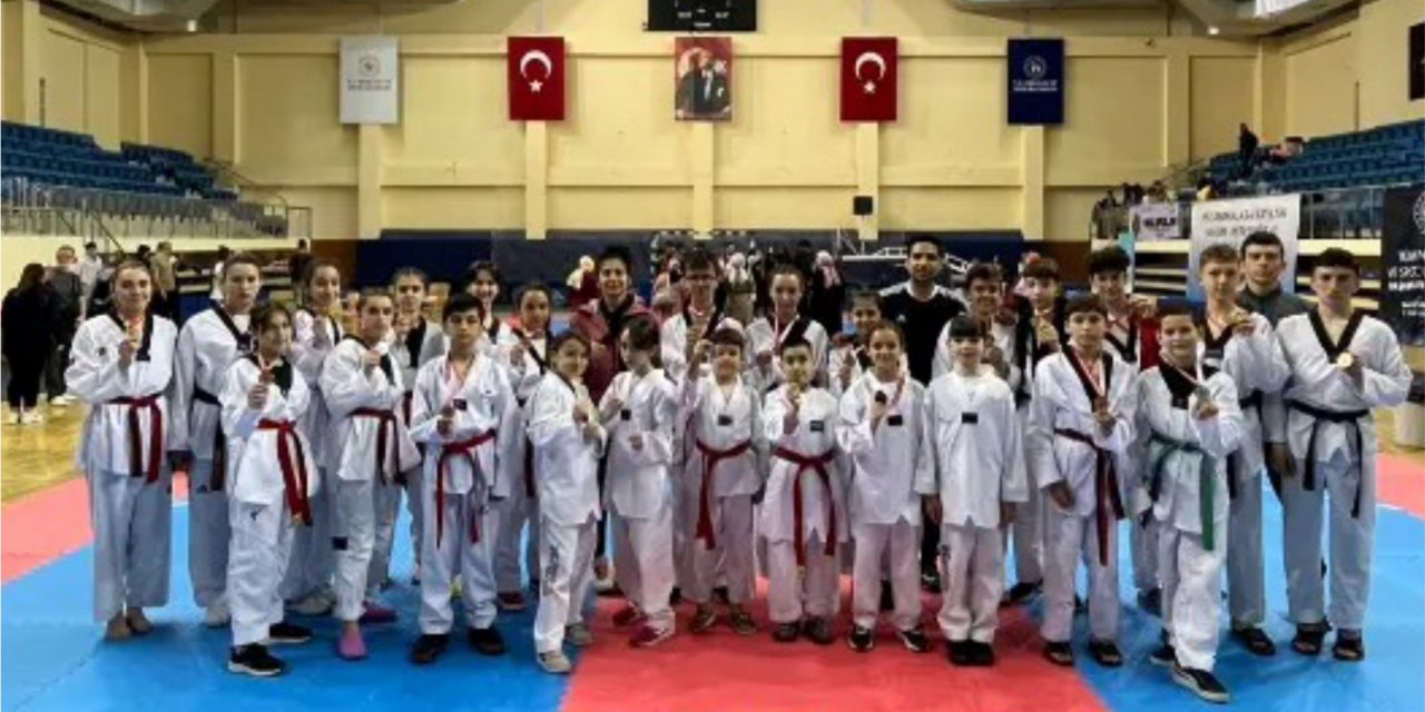 Dodurgalı sporcular madalyaları topladı