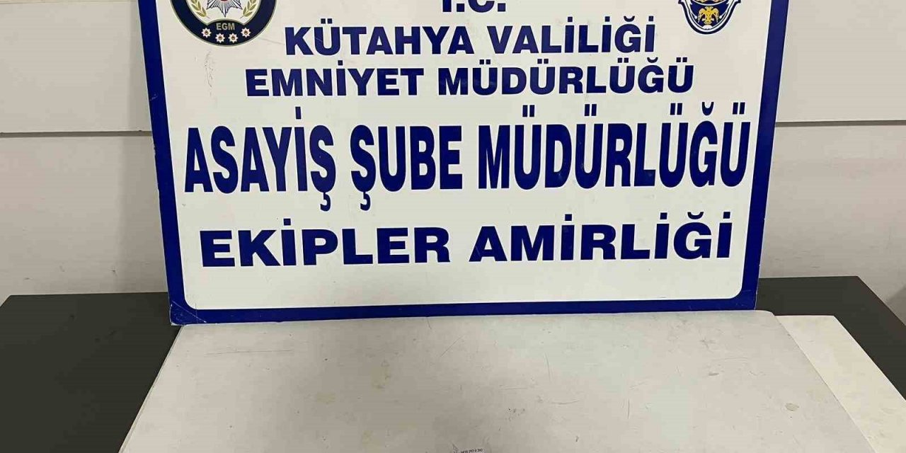 Kütahya’da Bir Şahsın Üzerinde Uyuşturucu Ele Geçirildi