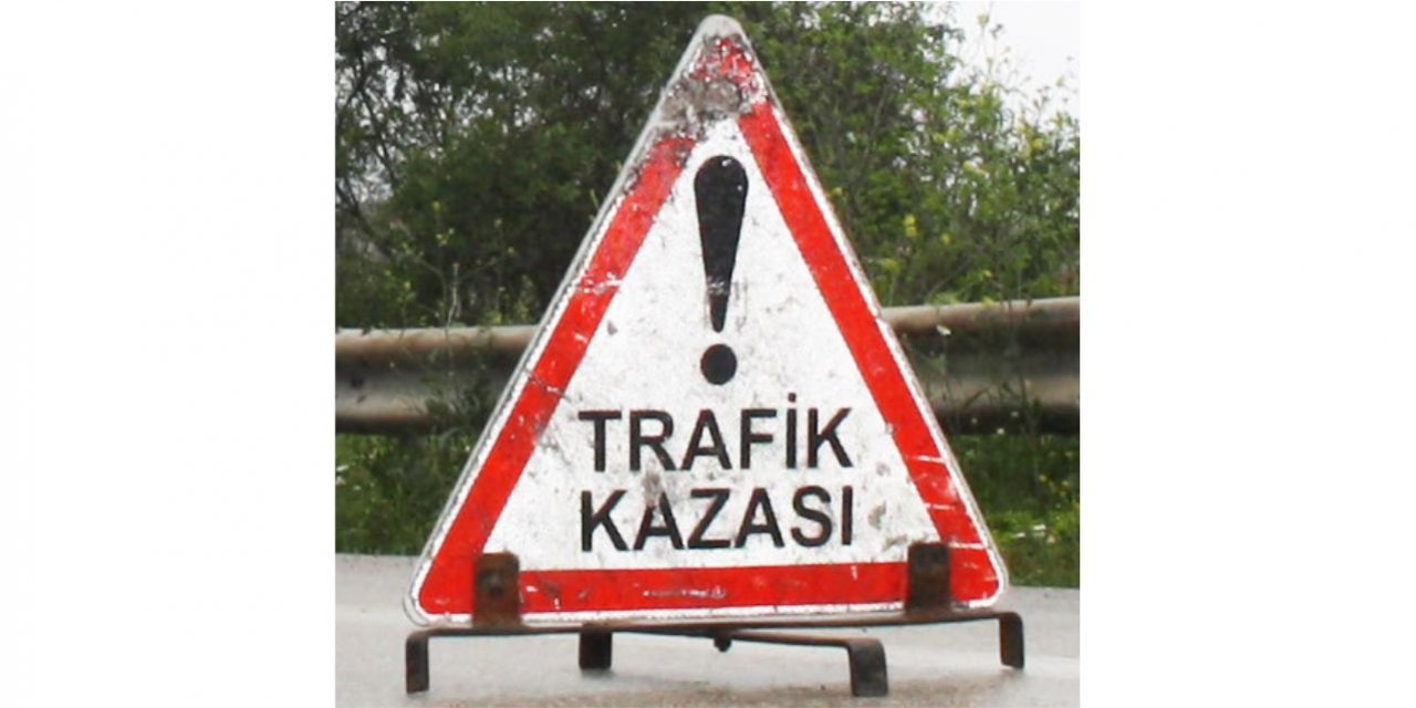 Trafik ışıklarında kaza