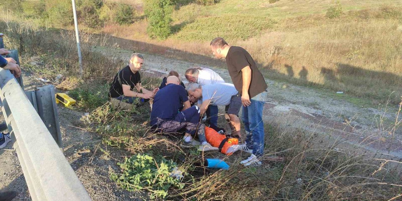 Motosiklet Bariyerlere Çarptı: 2 Ağır Yaralı