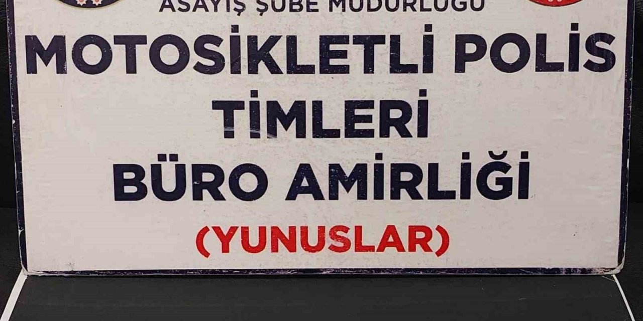 Bir Araçta Uyuşturucu Ele Geçirildi