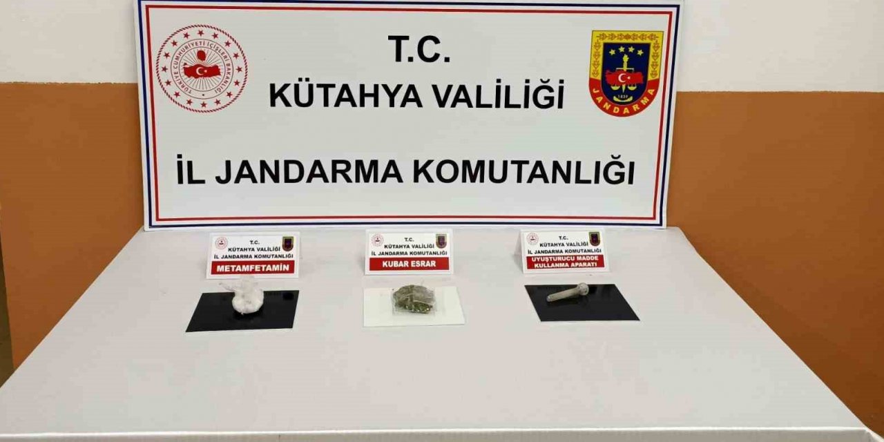 Aracında Uyuşturucu Madde Ele Geçirilen Şüpheli Tutuklandı