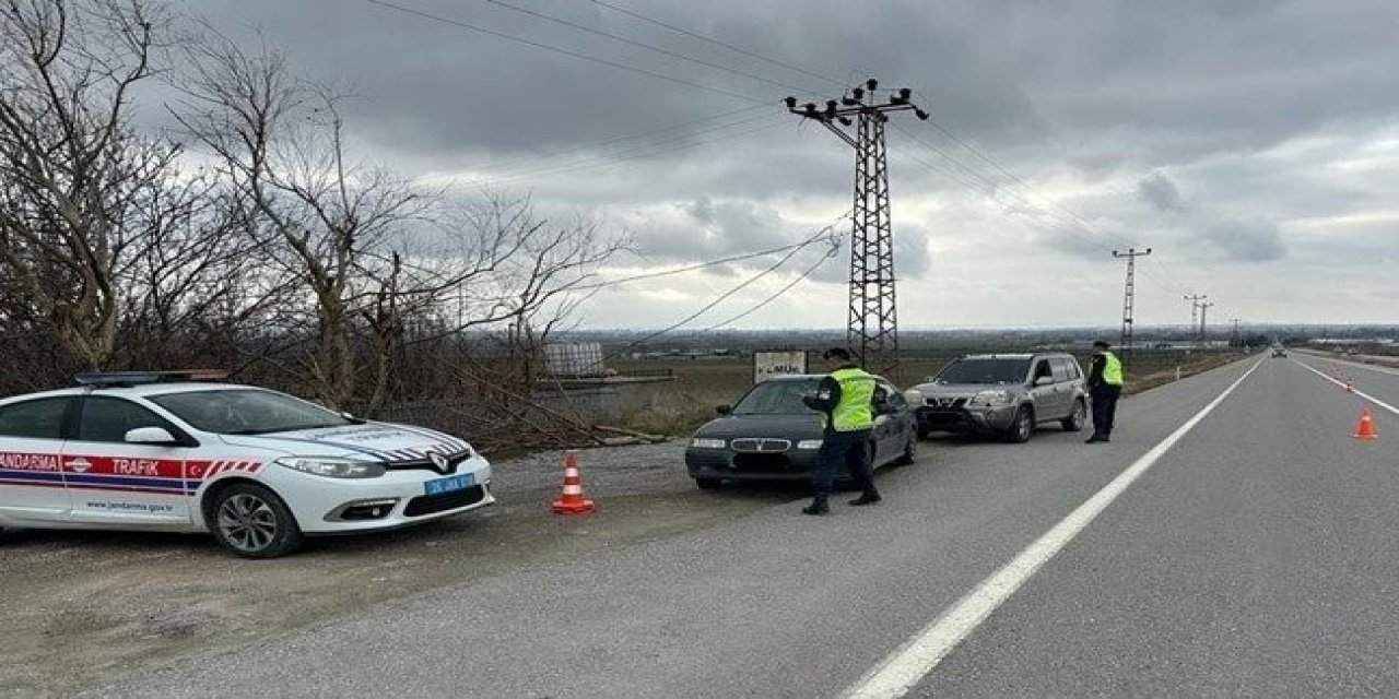 Jandarma Ekiplerinin Trafik Denetiminde Ceza Yağdı