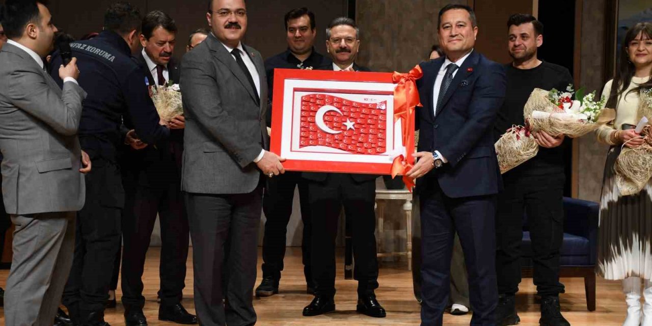 İnfaz Ve Koruma Memurları Tiyatro Sahnesinde