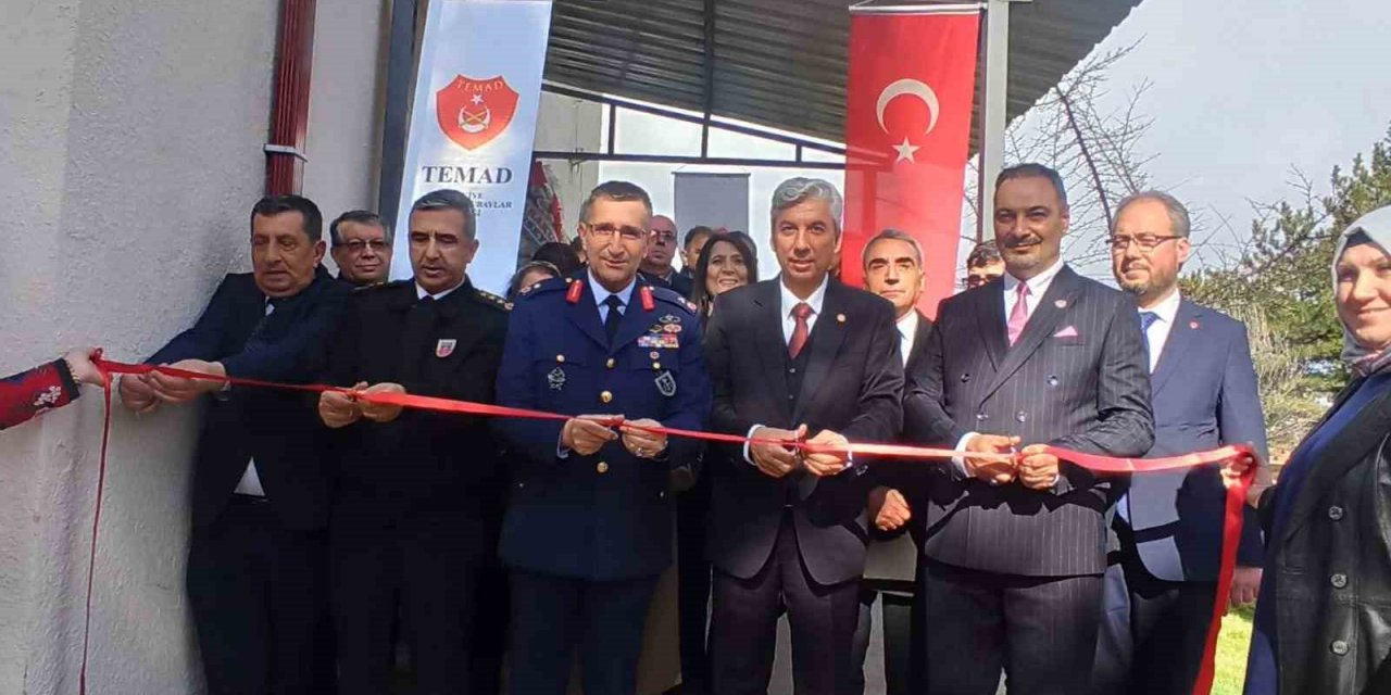 Emekli Astsubaylar Derneği Kütahya Şubesi Yeni Hizmet Binasında