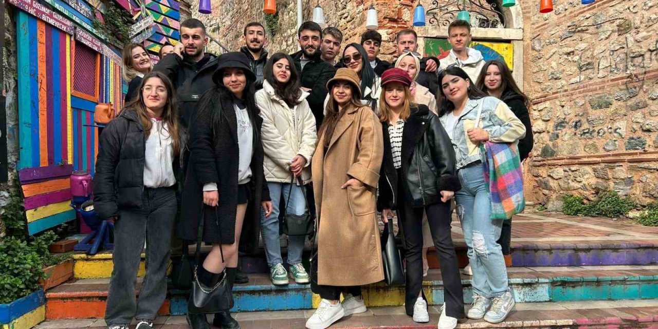 Pazaryerili Gençlerden İstanbul’un Tarihine Ziyaret