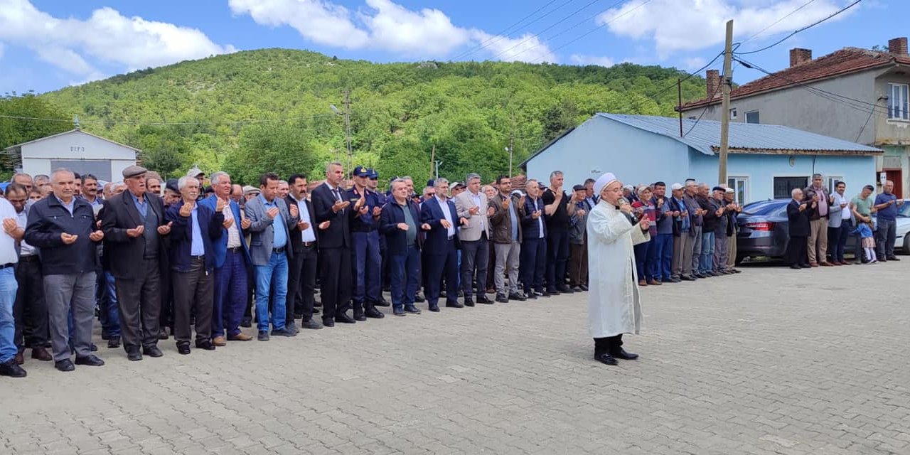 Muratdere Köyü'nde Yağmur Duası