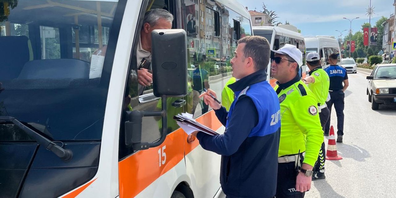 Bozüyük'te Minibüs Denetimi