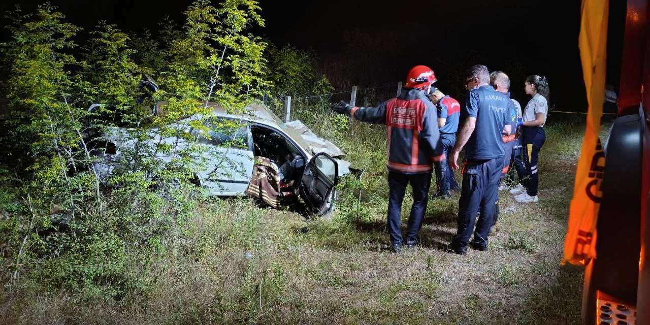 Kontrolden Çıkan Otomobil Taklalar Atarak Hurdaya Döndü