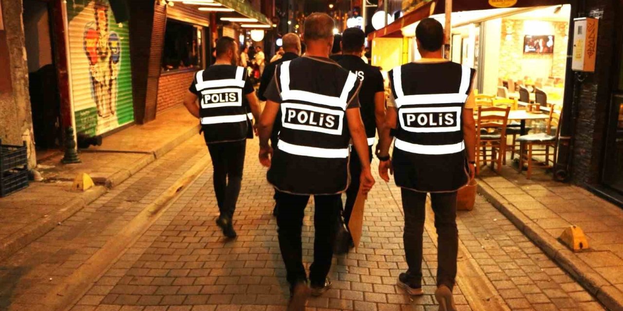 Polis Ekiplerinin ‘Barlar Sokağı’ Denetimleri Devam Ediyor