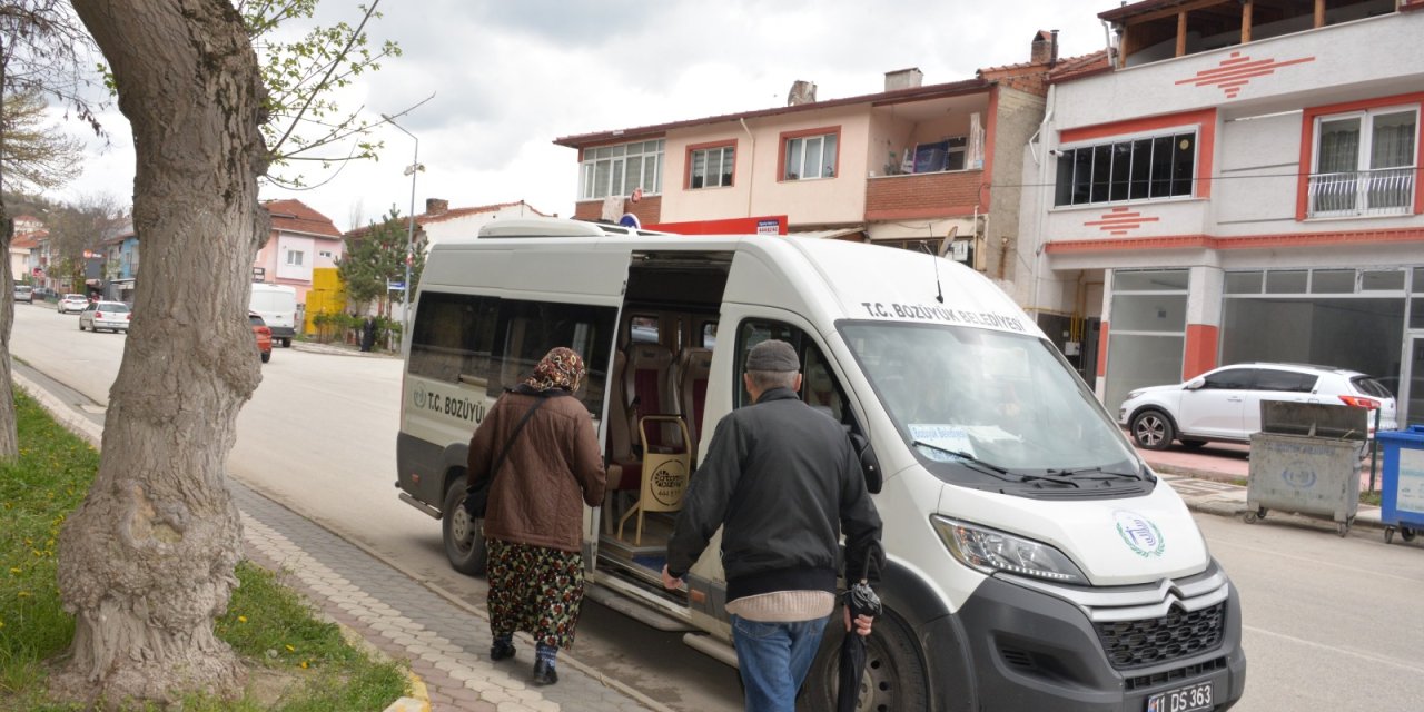 Arefe Günü İlçe Mezarlığına Ücretsiz Ulaşım