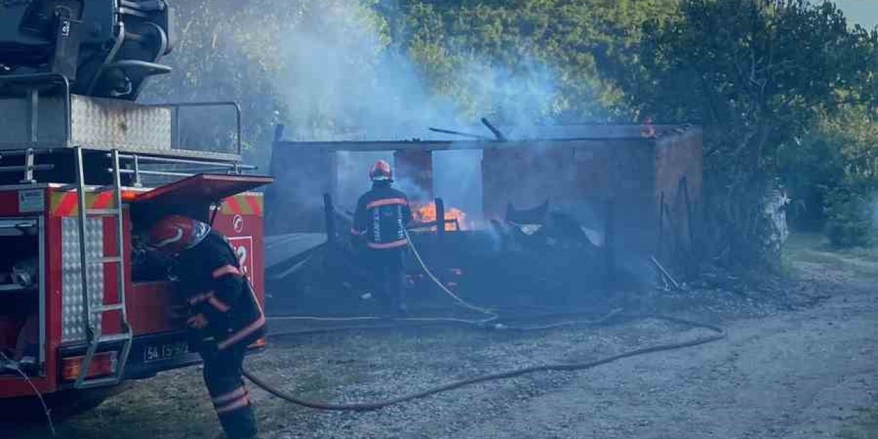 Tüp Patladı, Kuruluk Kül Oldu