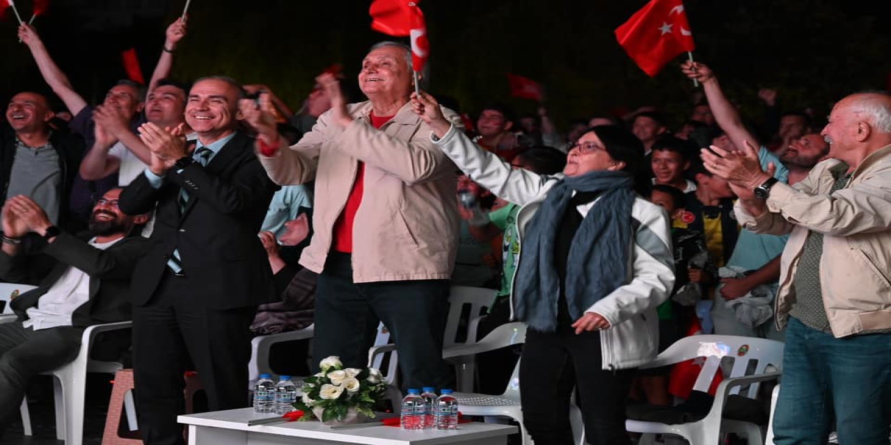 Bozüyük'te Milli Takım Coşkusu