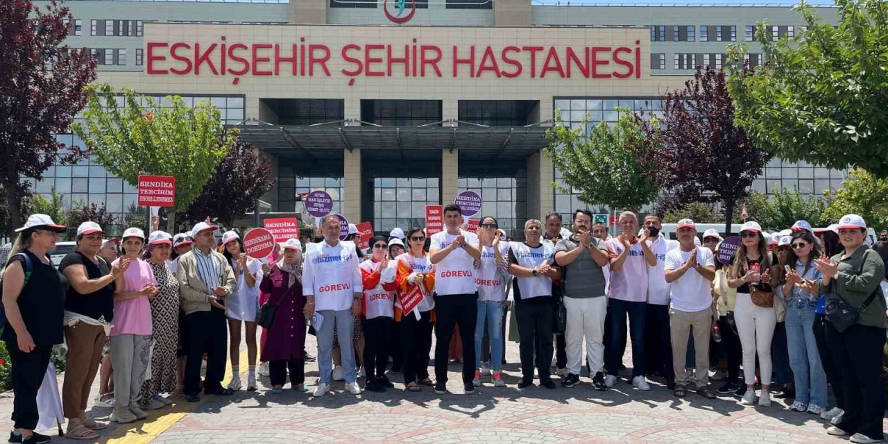 Hastane Çalışanları İçin Eylem Yaptılar