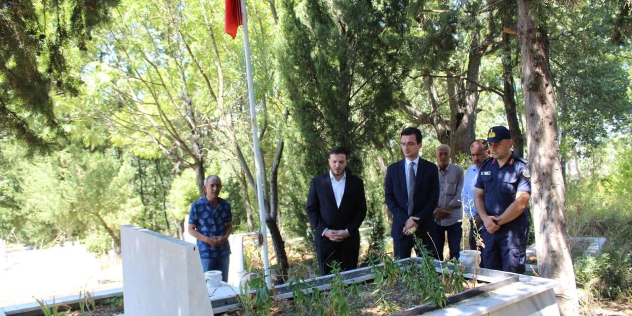 Kaymakam Ardal, Şehit Mehmet Kıygıcı'nın Kabrini Ziyaret etti