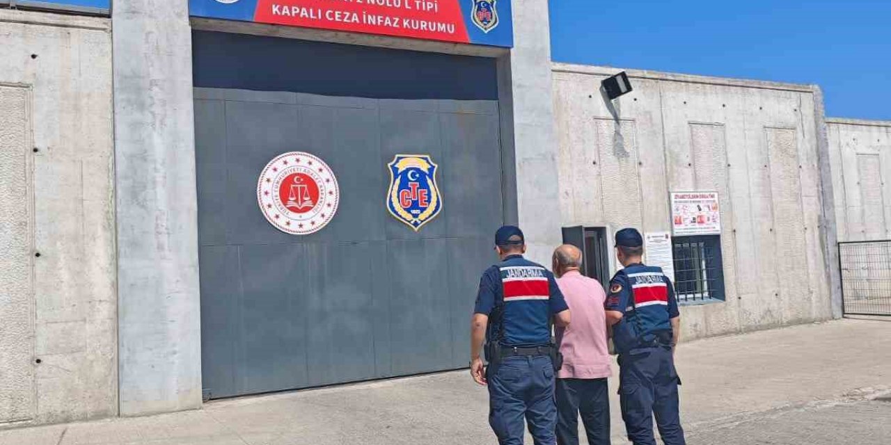 22 Yıl 1 Ay Kesinleşmiş Hapis Cezası Vardı, Jandarmadan Kaçamadı