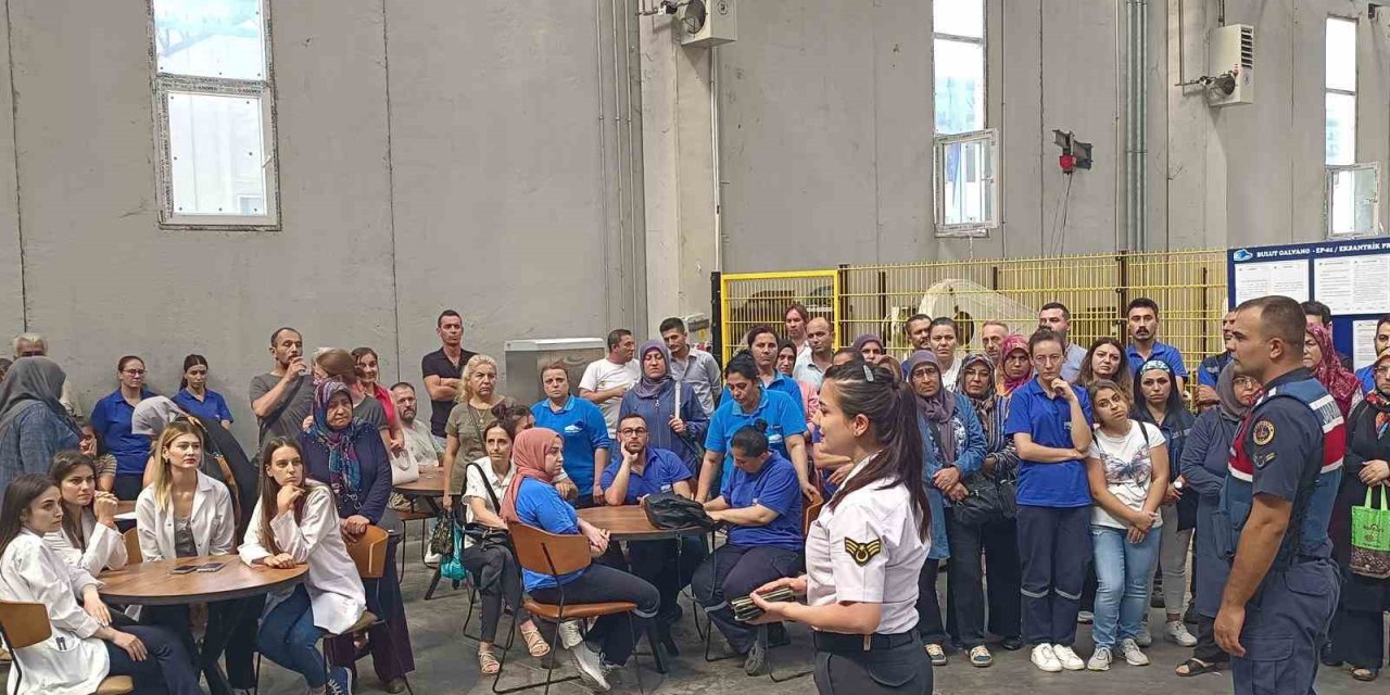 Sanayi Personelleri Kadına Şiddetle İlgili Bilgilendirildi