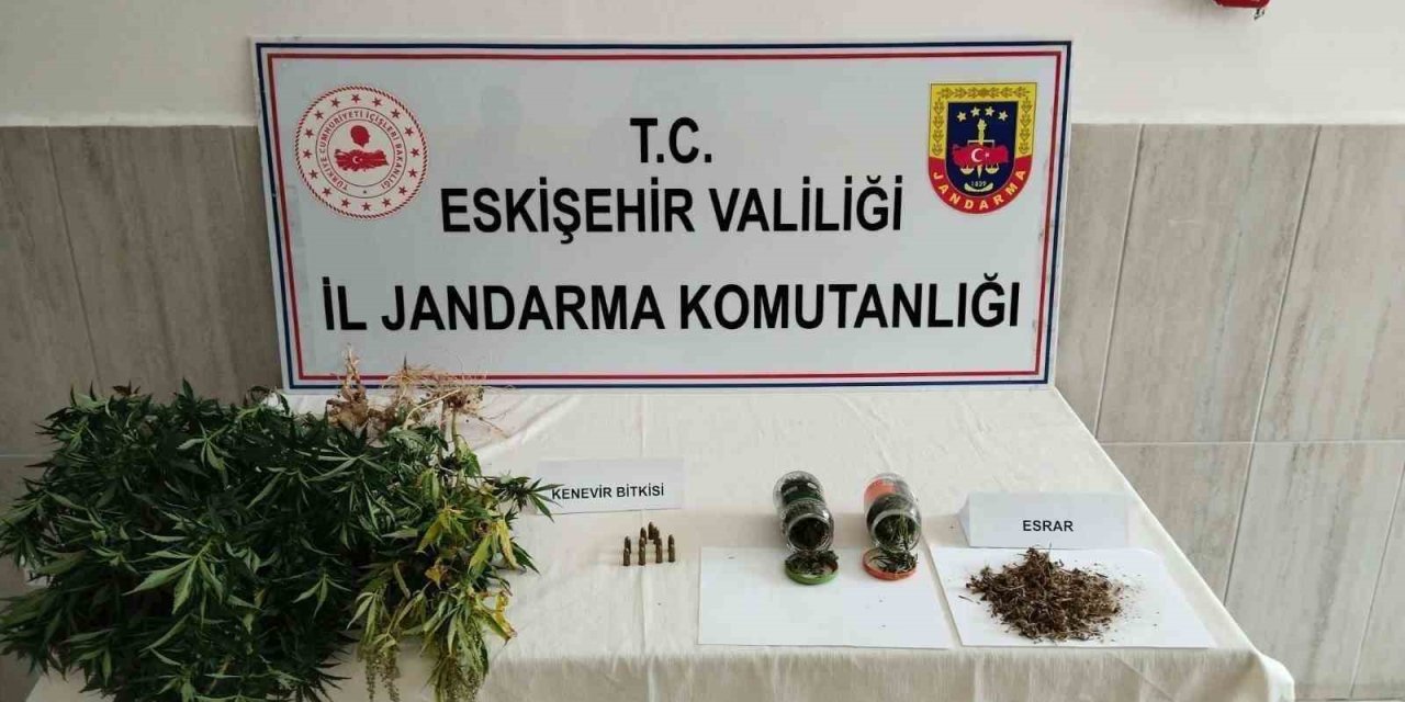 Jandarmadan Uyuşturucuya Geçit Yok