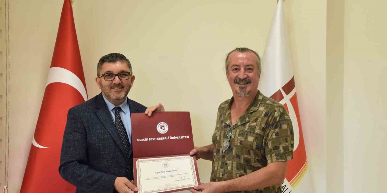 Güzel Sanatlar Ve Tasarım Fakültesi Dekanlığına Atanan Prof. Dr. Yurdakul Görevine Başladı