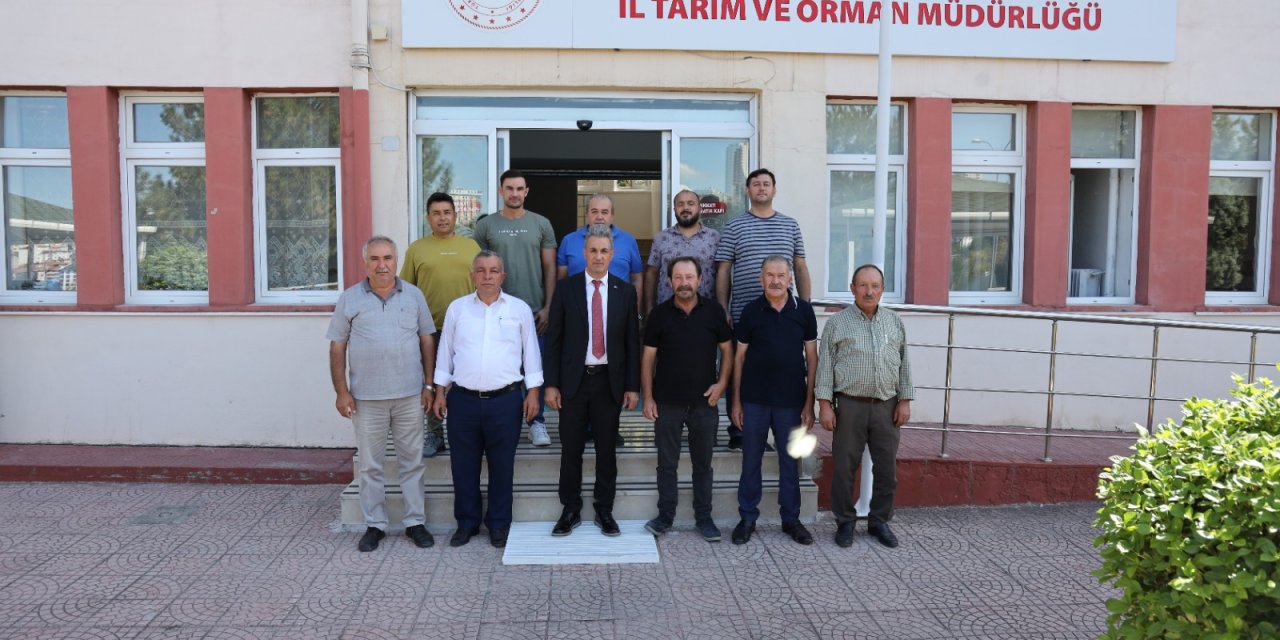 Çiftçiler Planlı Üretime Yönlendirilecek