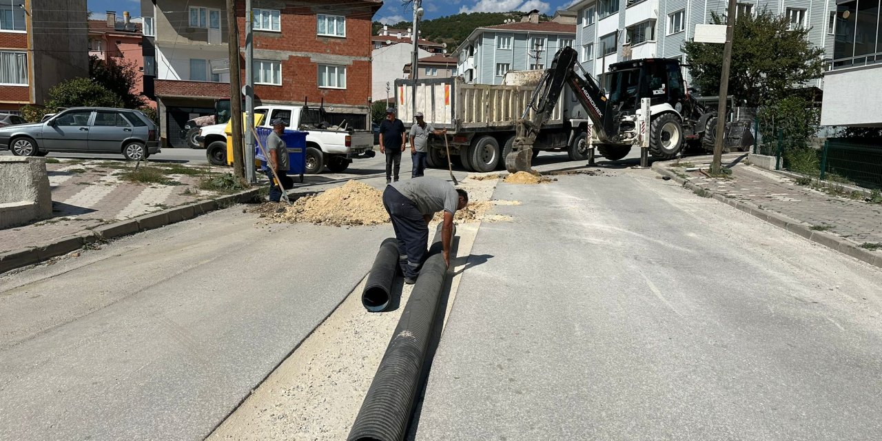 Yağmur Suyu ve Kanalizasyon Hattı Yapım Çalışması