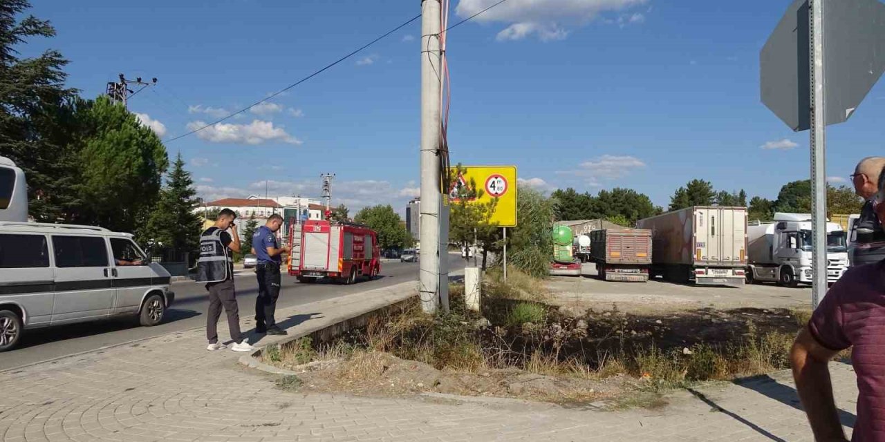 Elektrik Direğinde Yangın