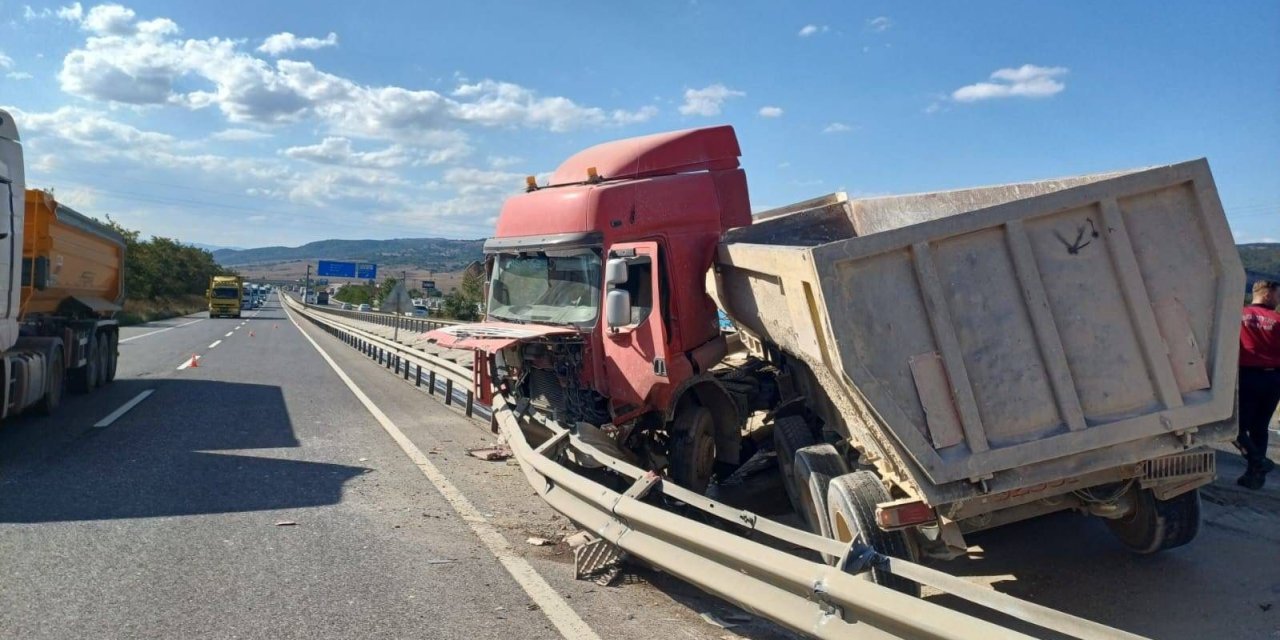 Kazada Şans Eseri Burnu Bile Kanamadı