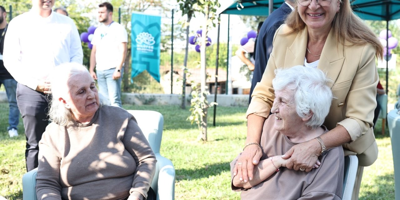 “Alzheimer Hastalığı Toplumsal Bir Sorun”