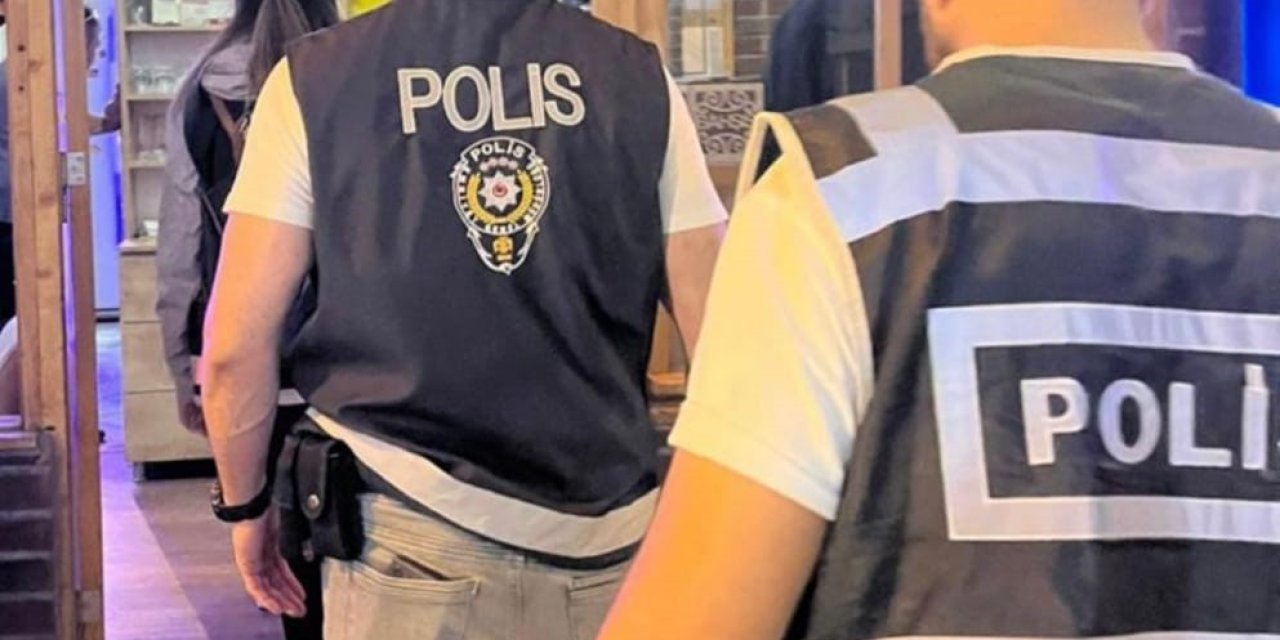 Polisin Çalışmasında 2 Aranan Şahıs Yakalanırken, 1 İşletmeye İşlem Yapıldı