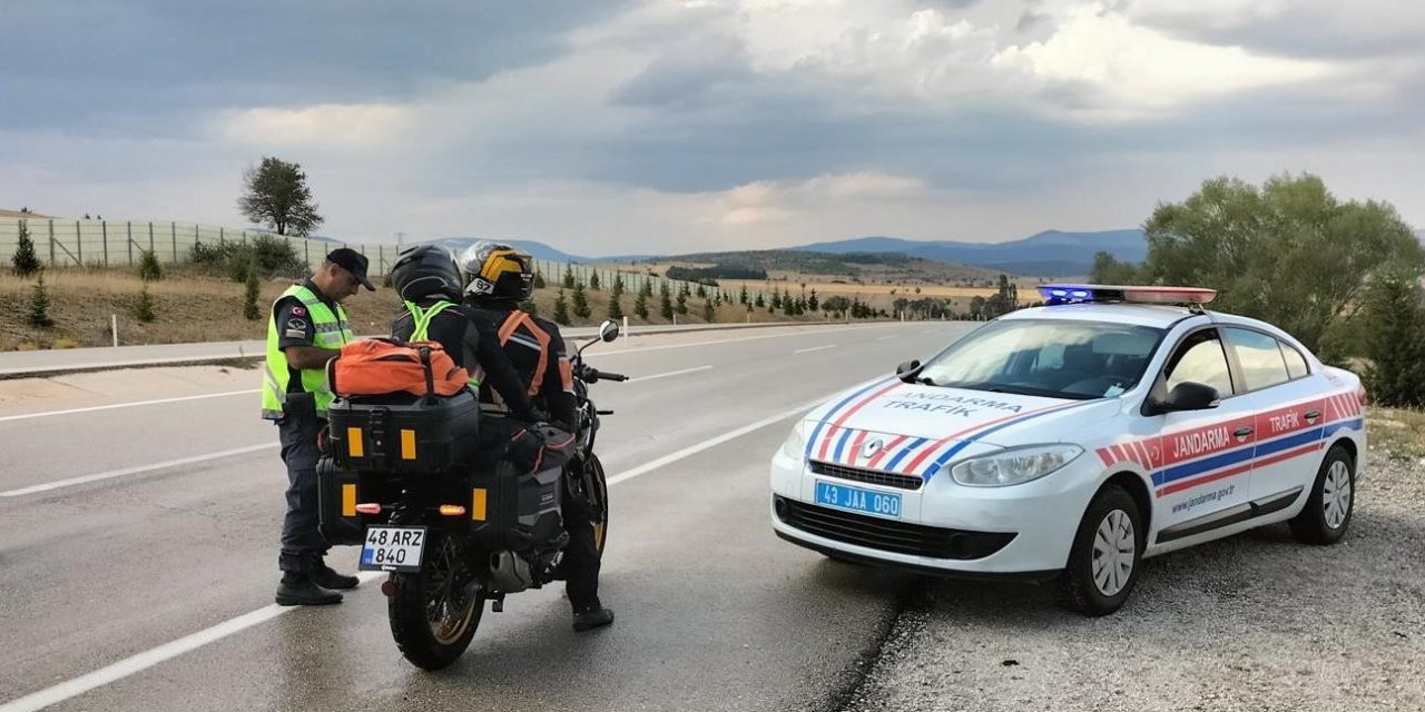 Jandarma Trafik Timlerinden Motosiklet Ve Motorlu Bisiklet Denetimi